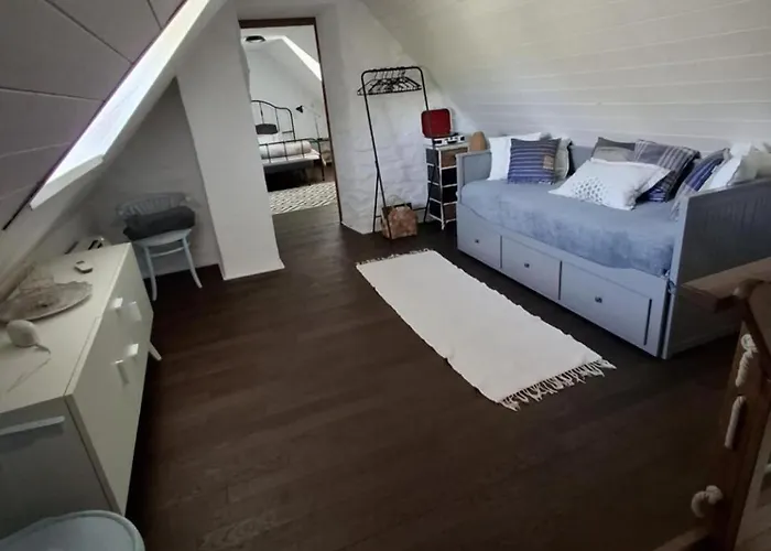 Thatched Hébergement de vacances Dörgicse